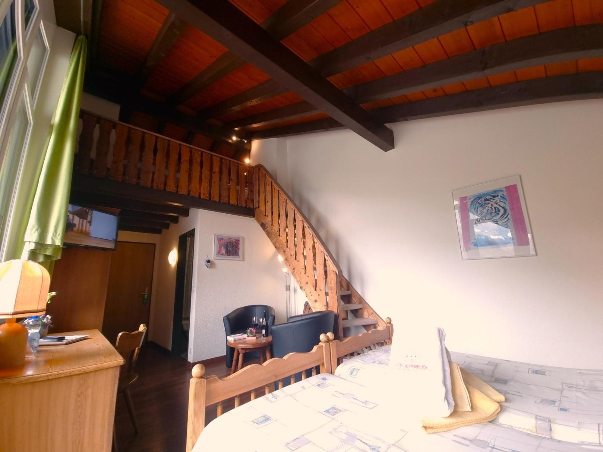 Hotel Alpenblick-Leukerbad-Therme Habitación foto