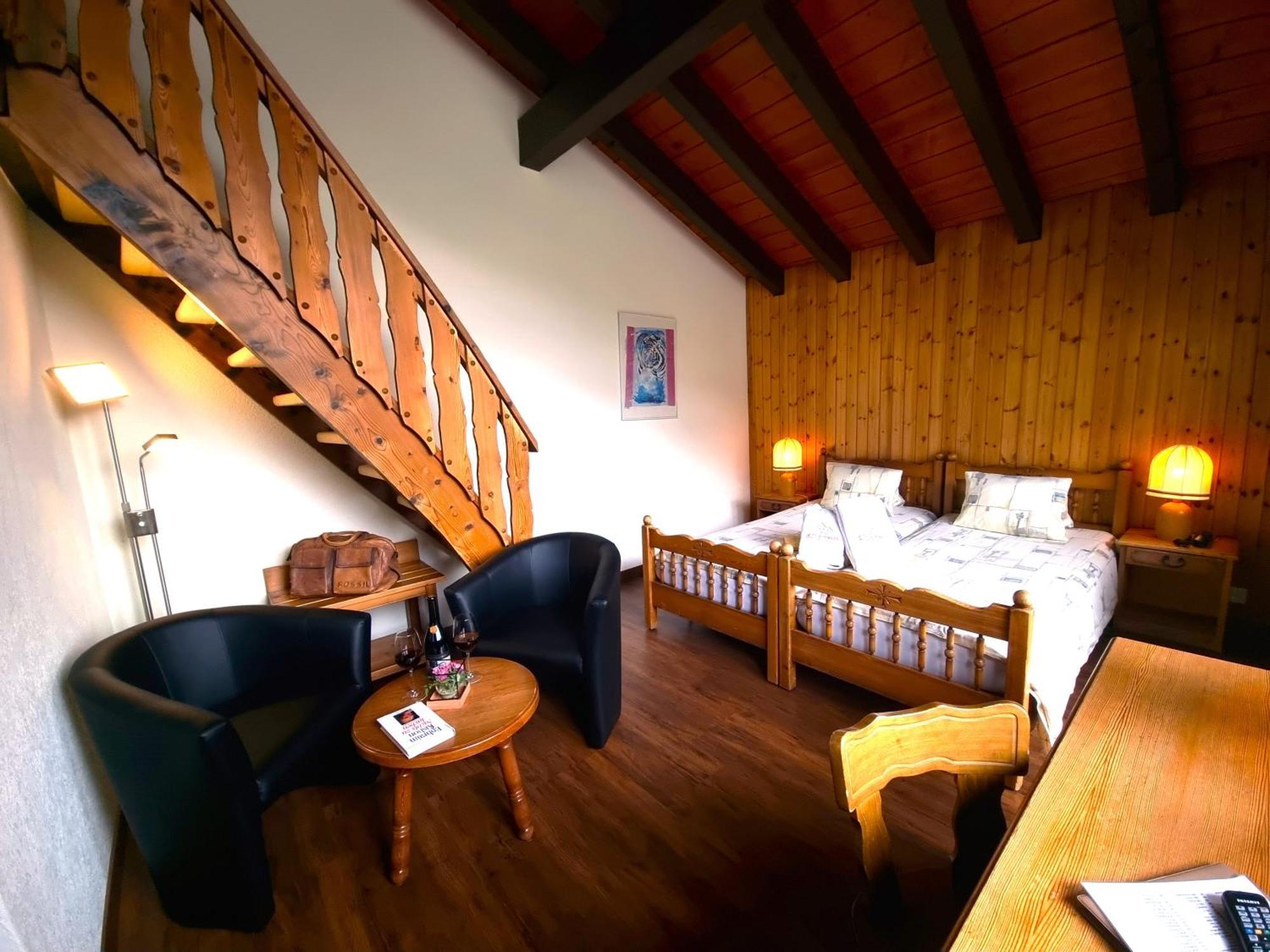 Hotel Alpenblick-Leukerbad-Therme Habitación foto