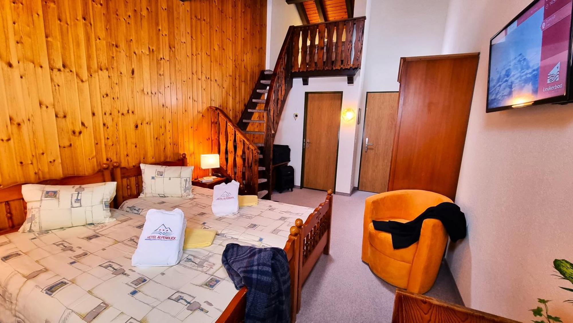 Hotel Alpenblick-Leukerbad-Therme Habitación foto