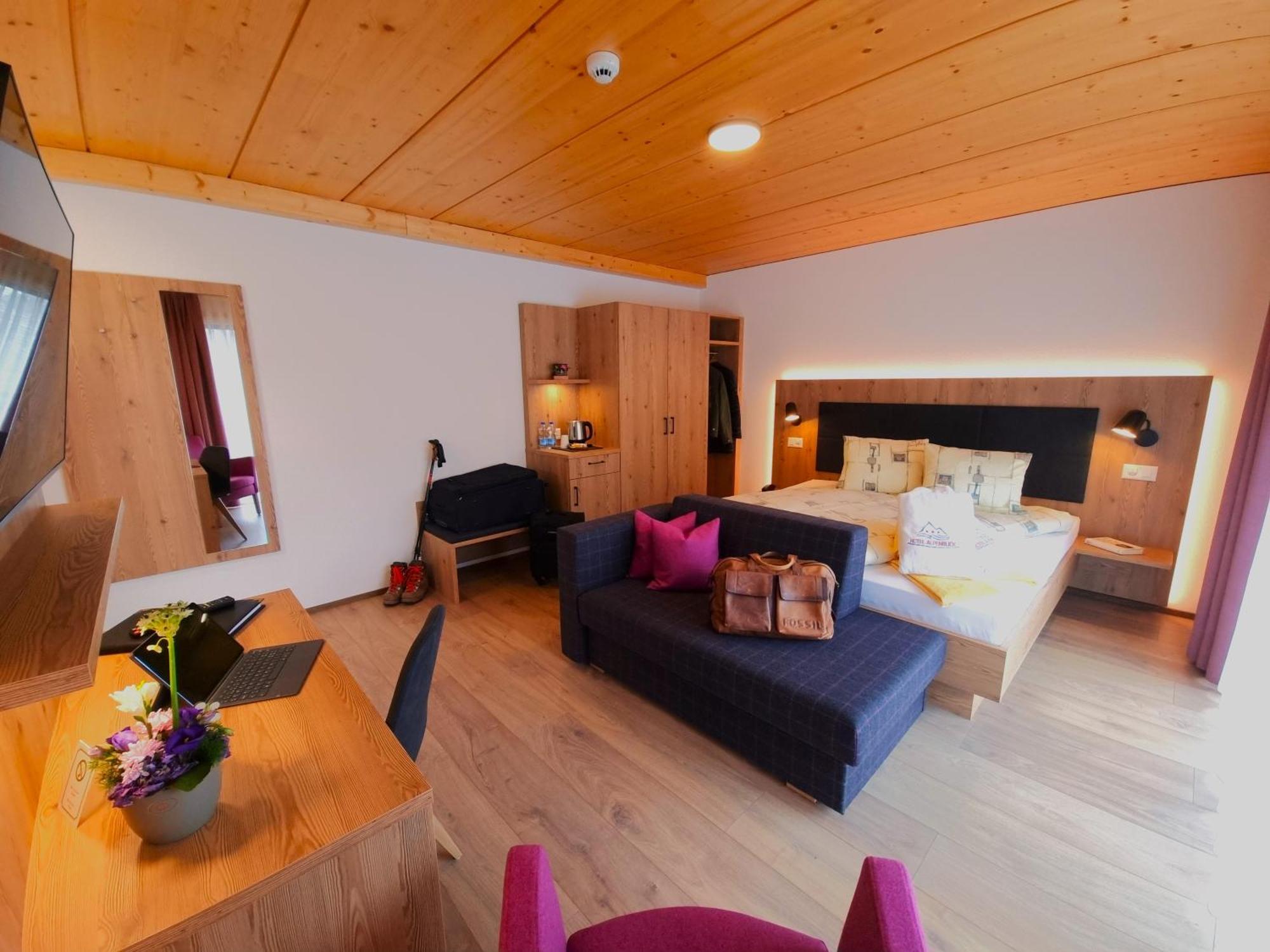 Hotel Alpenblick-Leukerbad-Therme Habitación foto