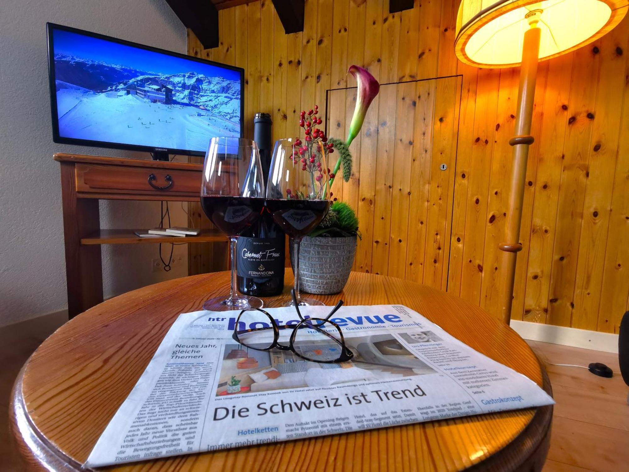 Hotel Alpenblick-Leukerbad-Therme Habitación foto