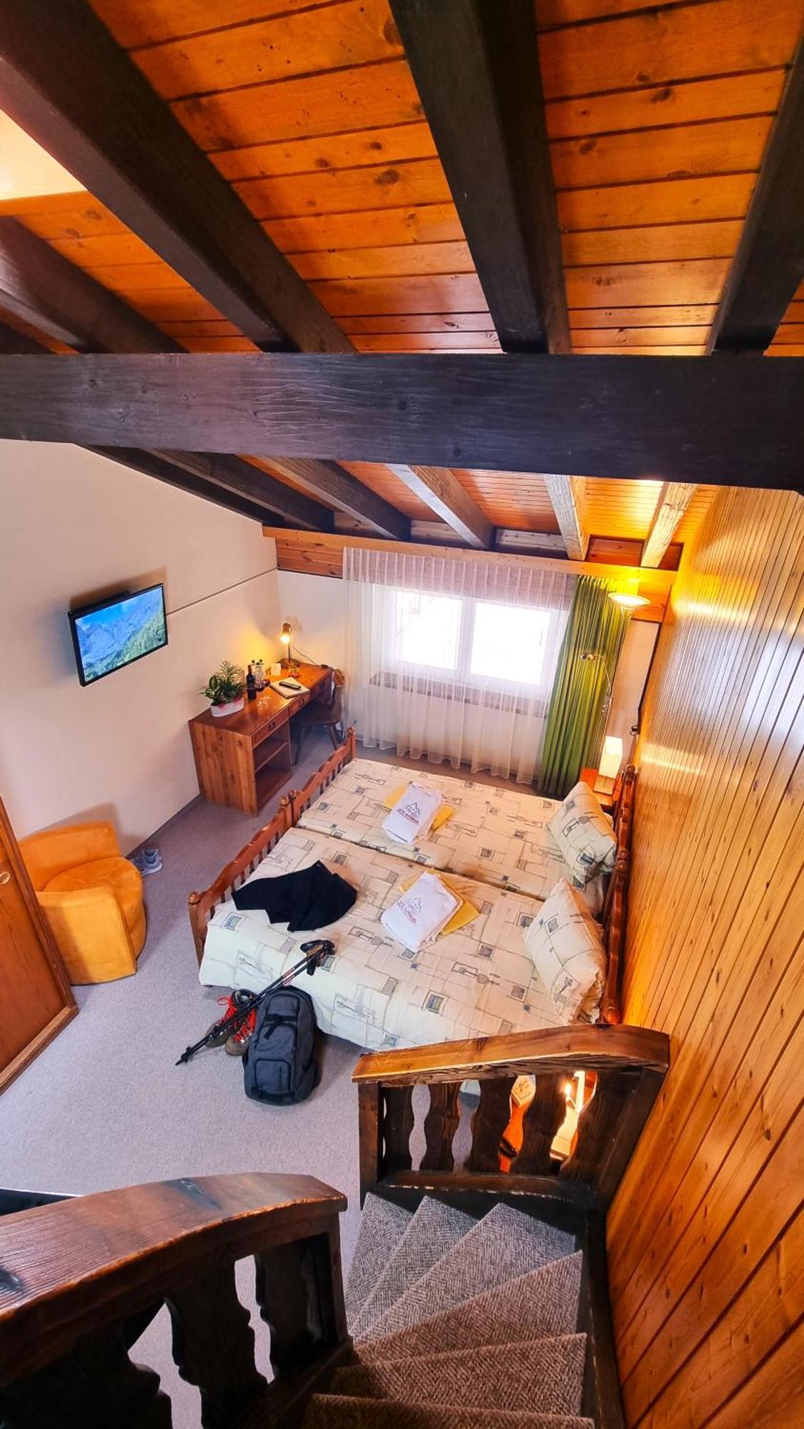 Hotel Alpenblick-Leukerbad-Therme Habitación foto